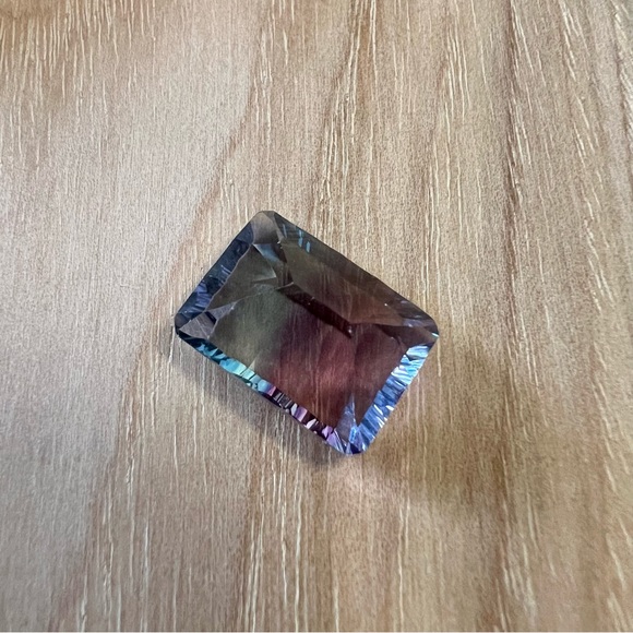 Multi-Banded Fluorite 14ctw - Picture 6 of 8